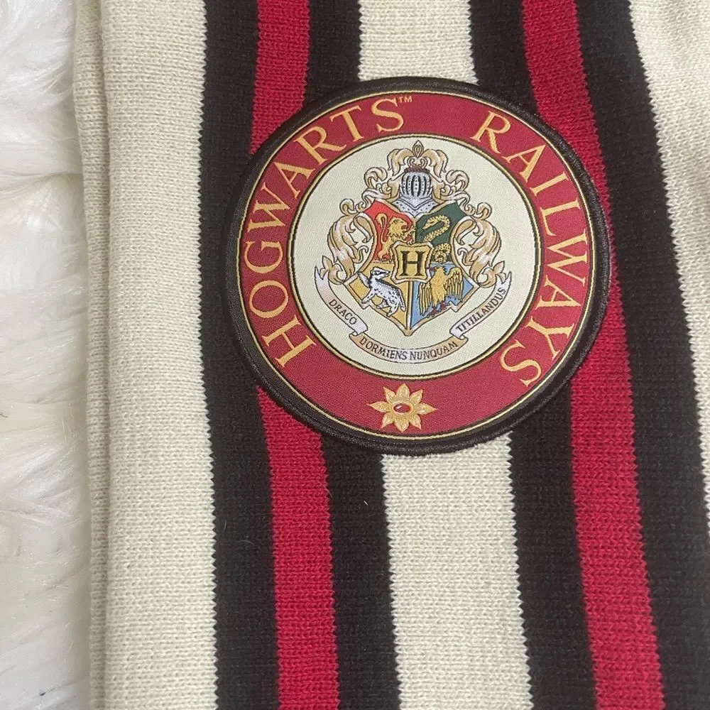 Universal Studios Harry Potter Hogwarts Railways Scarf .Beige ,Black & Red.